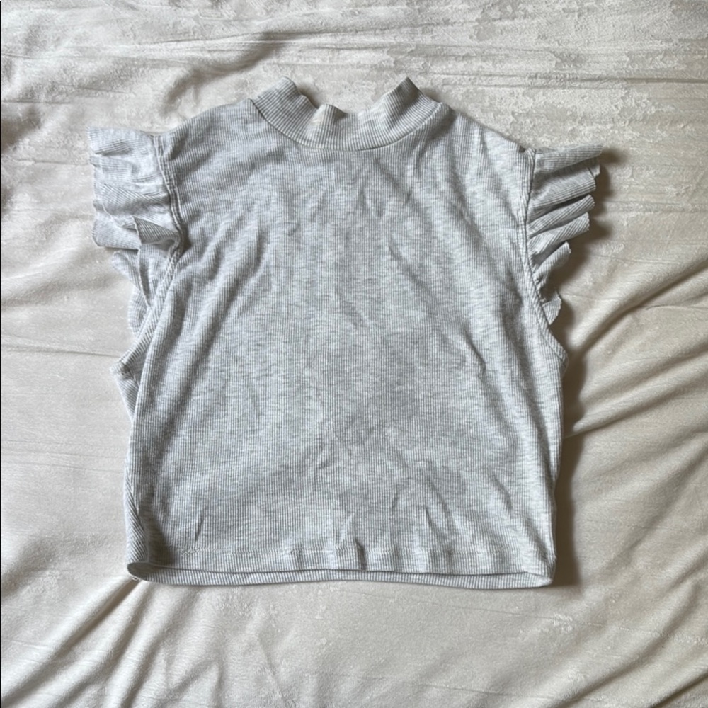 Forever 21 Light Gray Ruffled Crop Top